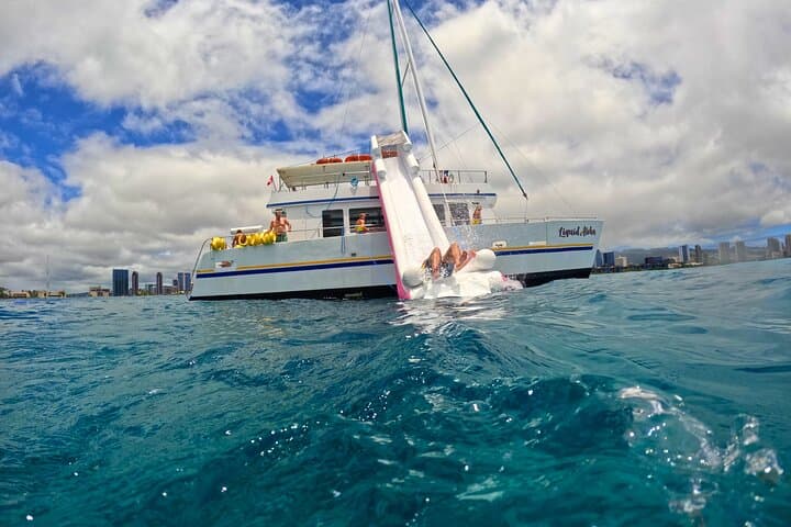 Waikiki Snorkeling: 2-Hour Catamaran to Turtle Town & Diamond Head photo 4