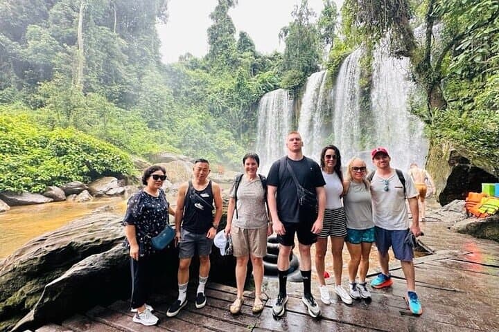 Phnom Kulen Waterfall & Kbal Spean Day Hike from Siem Reap