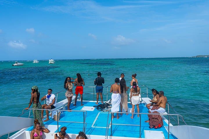 Punta Cana Private Family Boat: Half-Day Snorkel & Natural Pool Cruise photo 1