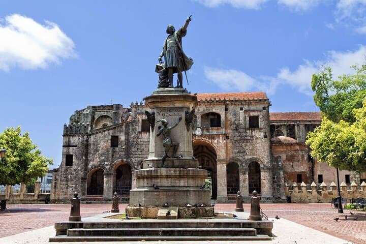 Full-Day Santo Domingo Cultural Tour from Punta Cana: 3 Ojos, Alcazar & Local Lunch photo 3
