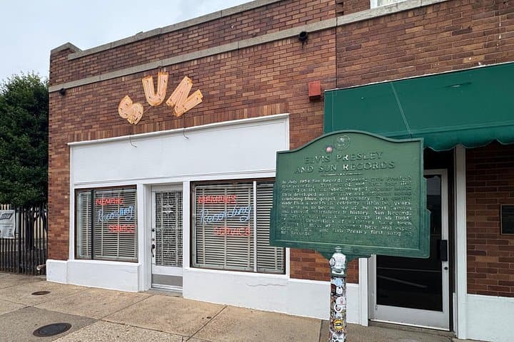 Nashville to Memphis Elvis VIP Day Trip with Musician Guide photo 2
