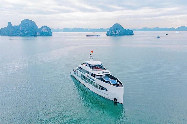Ha Long Bay Symphony Day Cruise — Sung Sot, Titov & Luon Cave Luxury Experience photo 1