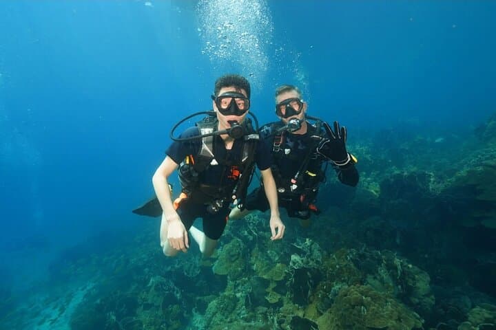 Discover Scuba Diving on Koh Chang: Beginner Two-Dive DSD with Boat Transfer