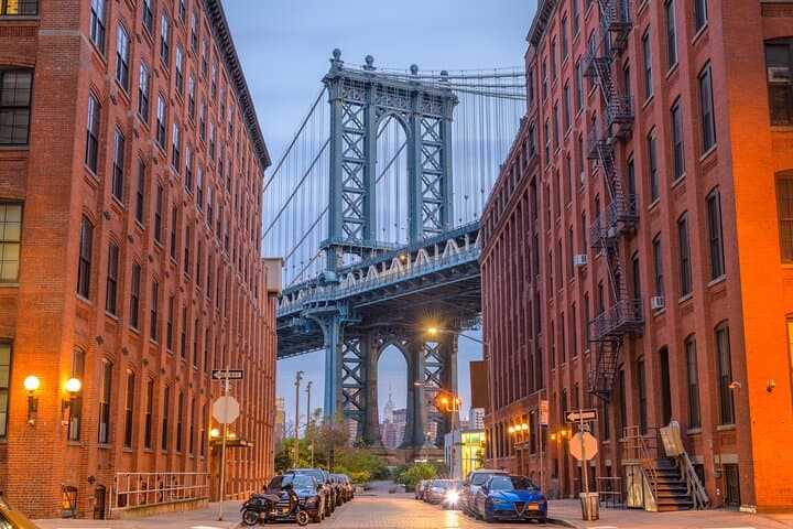 Brooklyn Uncovered: Street Art, Bridge Views & Williamsburg Waterfront Tour photo 5