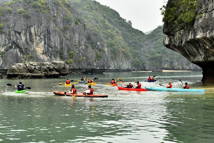 Luxury Overnight Cruise: Halong & Lan Ha Bay 2D/1N from Hanoi photo 2