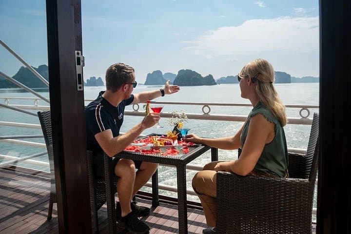 Overnight Signature Cruise: Hanoi to Bai Tu Long Bay 2-Day Escape photo 4