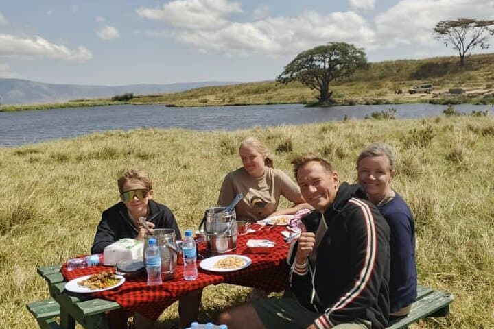 Private Serengeti & Ngorongoro: 5-Day Big Five Expedition from Arusha