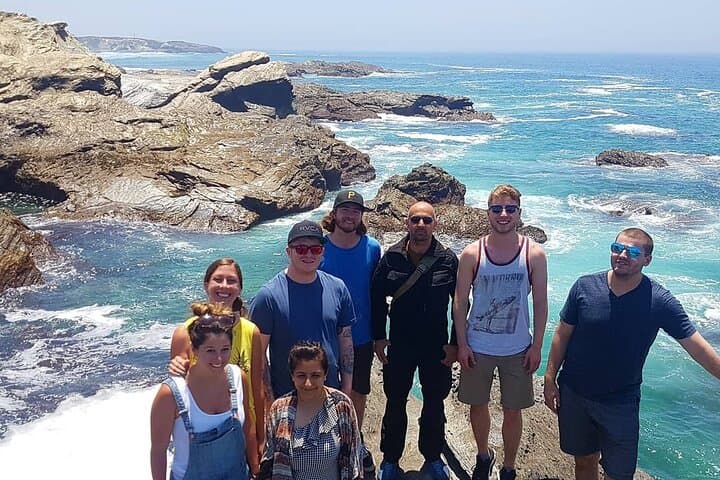 Scenic Transfer from Lisbon to Lagos: Arrábida Coast & Algarve Viewpoints
