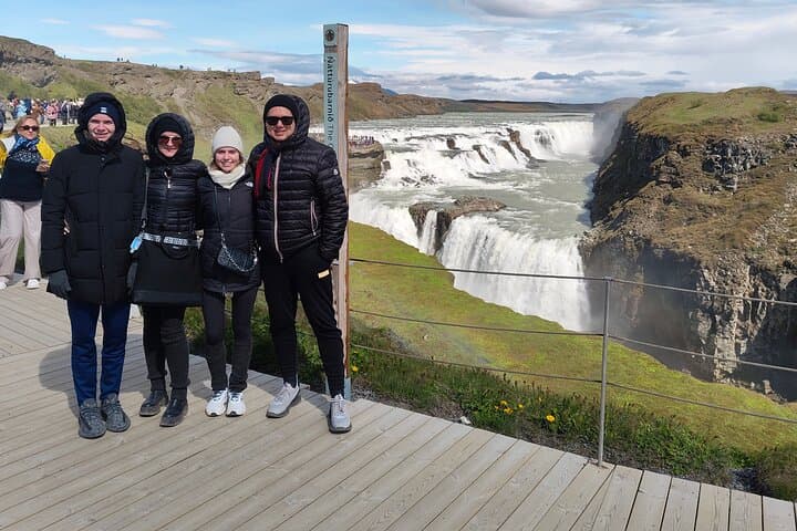 Golden Circle to Blue Lagoon: Private Day Tour with Friðheimar Tomato Farm (From Reykjavík) photo 2