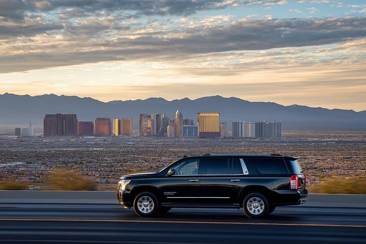 Luxury LAX SUV Private Airport Transfer — Fast, Certified Los Angeles Transfers photo 1