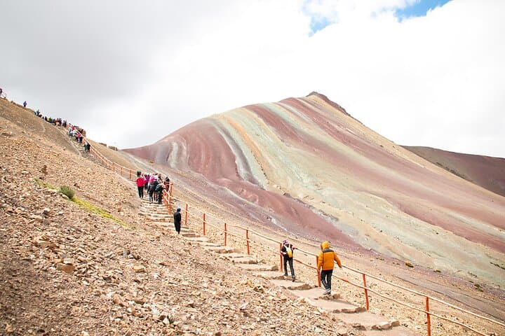 Rainbow Mountain and Red Valley Trek: Full-Day Hike from Cusco photo 5