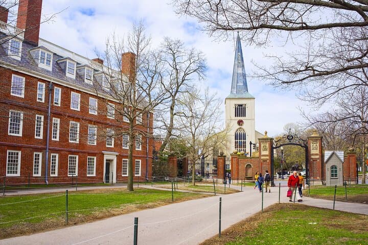 Self-Guided Harvard Square & University Audio Walking Tour photo 4