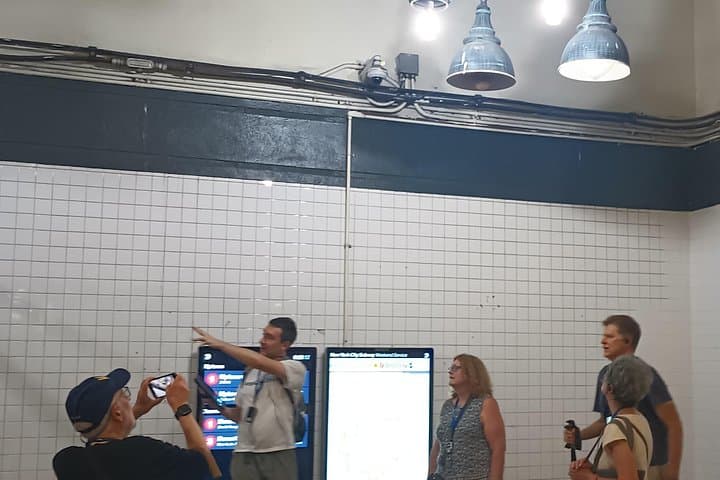 Secrets of Grand Central and Penn Station: Private NYC Walking Tour photo 6