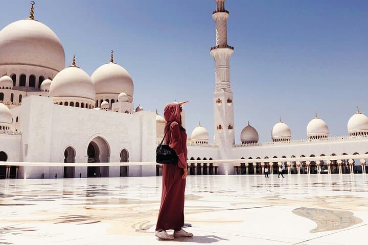 Abu Dhabi Half-Day City Tour — Grand Mosque, Corniche & Heritage photo 6