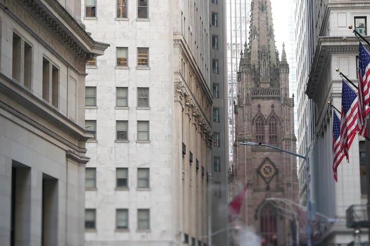 Downtown NYC Heritage Tour — Wall Street, Ground Zero & City Origins photo 3
