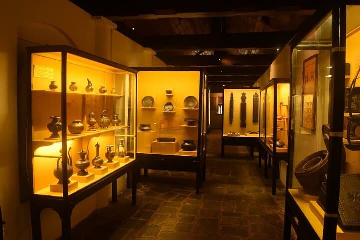 Private Kandy City Tour by TukTuk: Tea, Temples & Botanical Gardens photo 2
