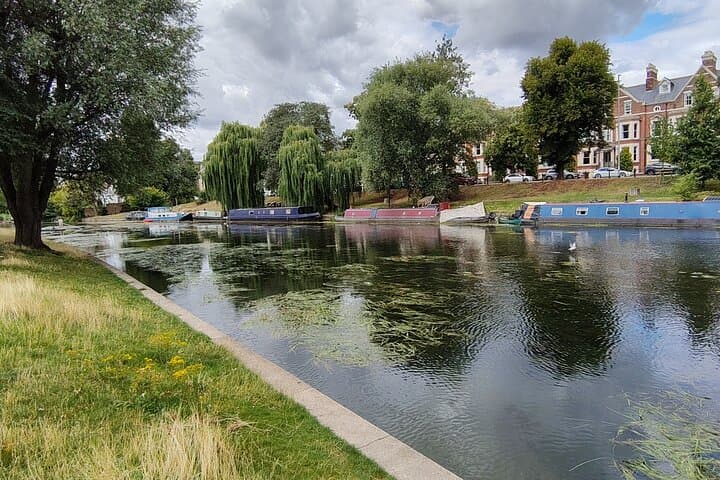 almost-complete-history-walking-tour-old-town-cambridge photo 6