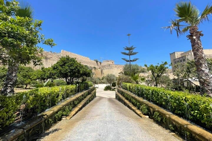 Malta Highlights Private Van Tour: Mdina, Blue Grotto & Dingli Cliffs photo 5