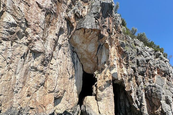 Vlora to Albanian Riviera: Llogara, Dhermi & Coastal Boat Tour photo 2