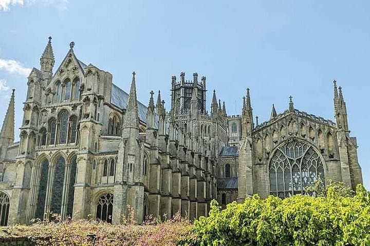 London to Cambridge University Tour — King's College Chapel & The Backs photo 2