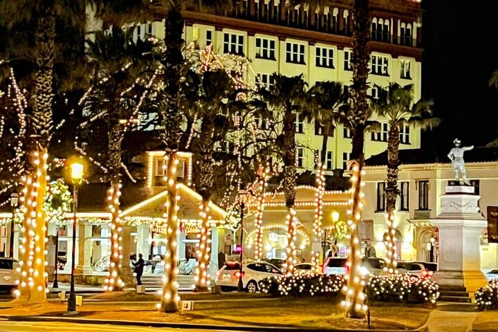 St. Augustine Nights of Lights: Private Electric Joy Ride (Up to 7) photo 6