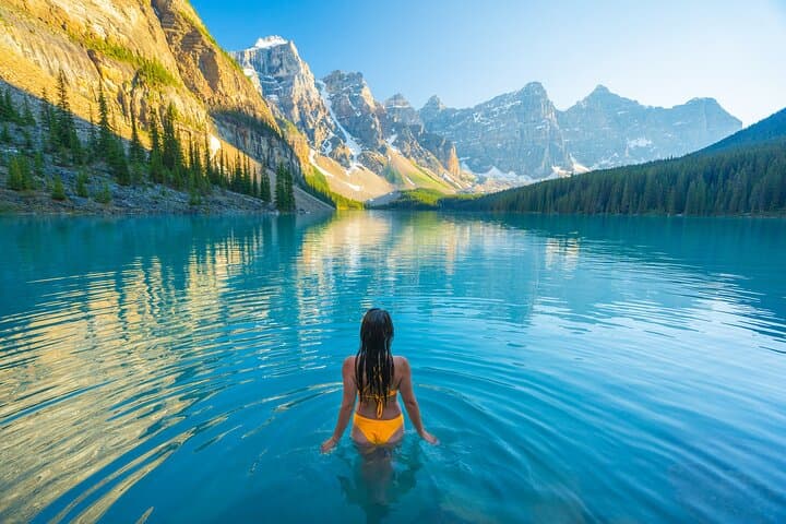 Moraine Lake & Lake Louise Day Trip from Banff — How to Experience the Turquoise Lakes