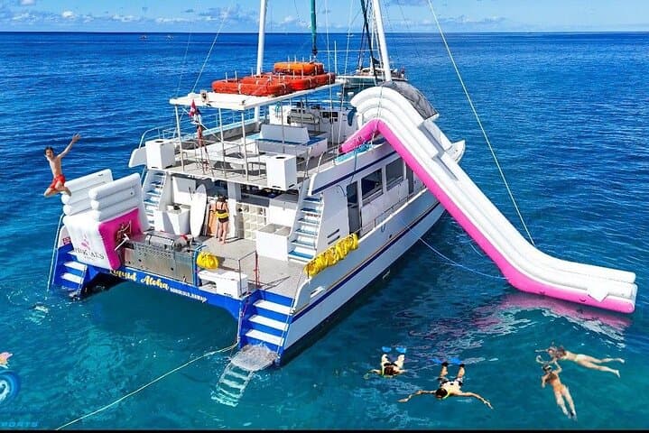 Waikiki Catamaran Snorkel & Ocean Waterpark — Family-Friendly Reef Adventure photo 2