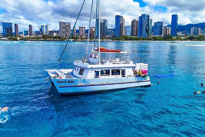 Waikiki Catamaran Snorkel & Ocean Waterpark — Family-Friendly Reef Adventure photo 4