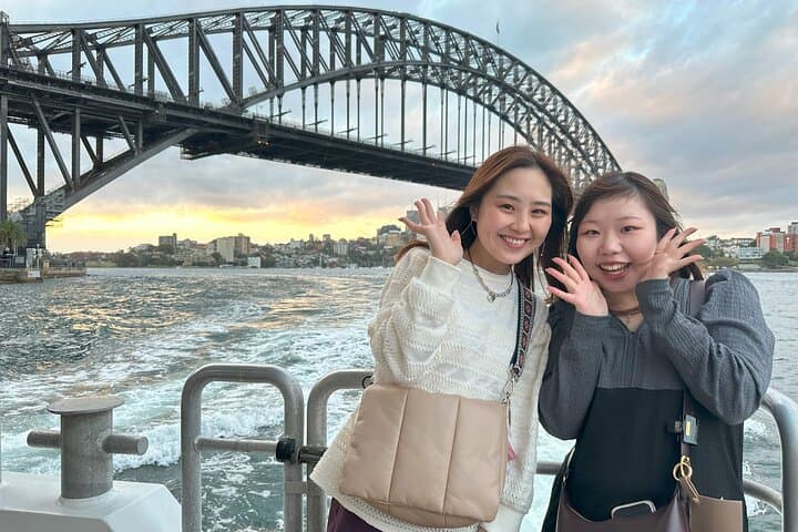 Sydney Harbour 1-Hour Sightseeing Cruise from Circular Quay — Opera House & Harbour Bridge Views photo 6