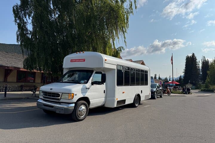 Banff to Moraine Lake & Lake Louise Shuttle — Self-Guided Transfers