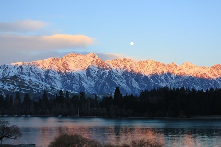 Scenic Queenstown to Wānaka: Crown Range Views & Cardrona Hotel Stop photo 5