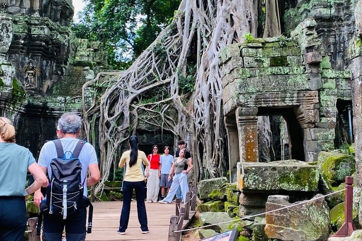 3-Day Angkor Wat & Kampong Phluk Cultural Tour: Temples, Trees and Tonlé Sap photo 5
