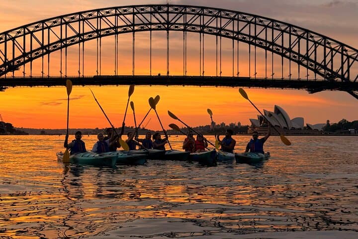 Sunrise Serenity: Kayak Sydney Harbour at Dawn photo 5