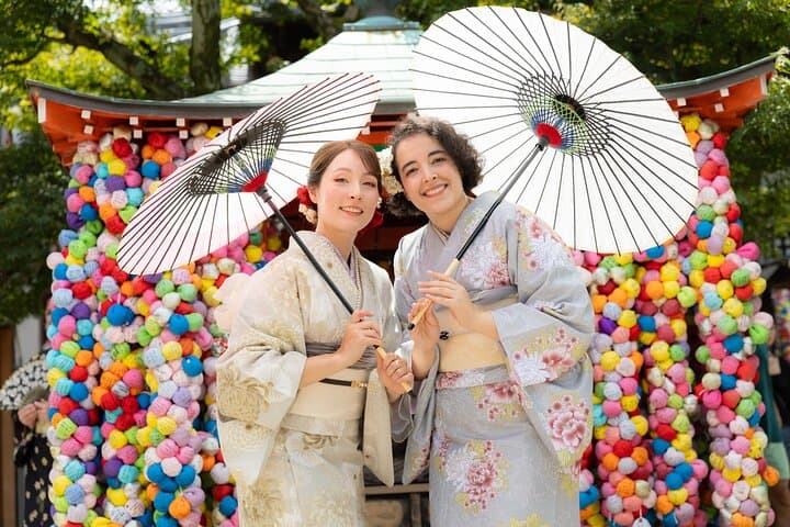 Stroll Kyoto in Kimono: Rent, Dress, and Capture Traditional Style photo 1