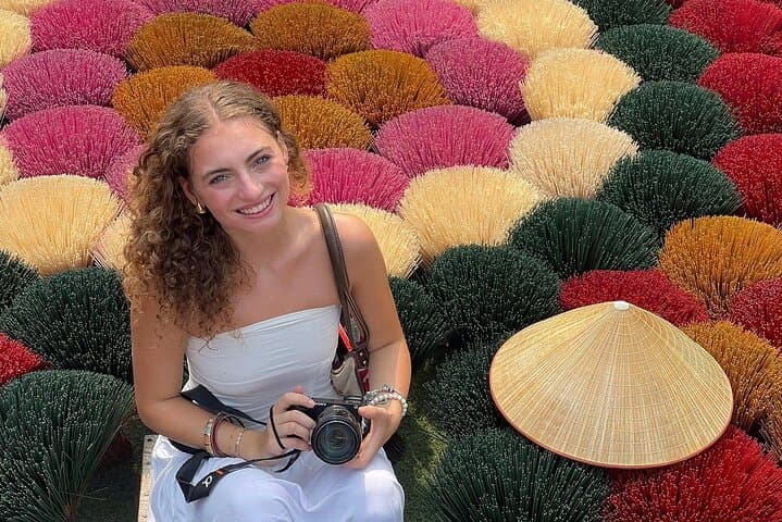 Hanoi Conical Hat & Incense Village Half-Day Craft Tour photo 4