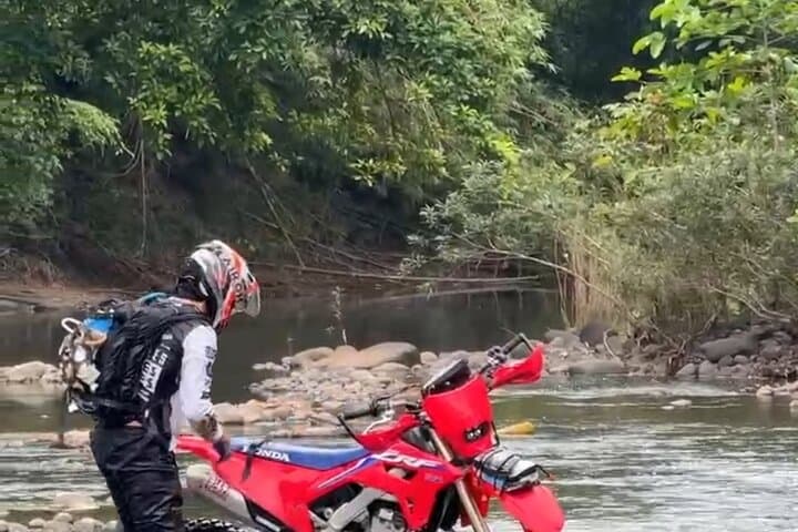 North Palawan Motorcycle Three-Day Highlights: El Nido to Port Barton & Dumaran photo 3