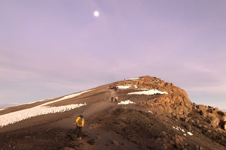 7-Day Machame Route Kilimanjaro Trek to Uhuru Peak