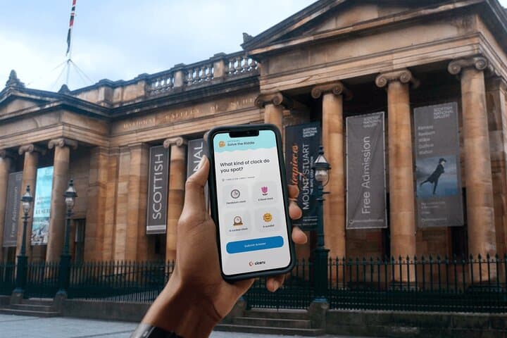 Self-Guided Walking Tour of Edinburgh — Royal Mile, Castle & Interactive Quizzes