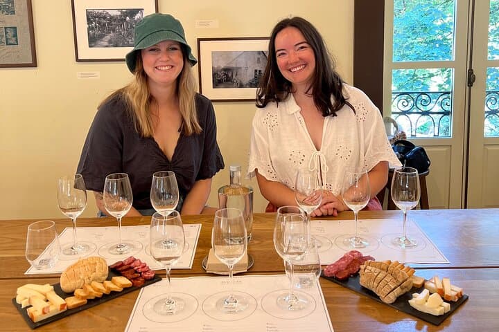 Quinta da Aveleda Garden & Vinho Verde Tasting — Porto Day Trip photo 4
