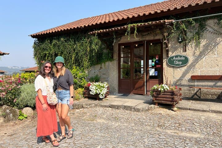 Quinta da Aveleda Garden & Vinho Verde Tasting — Porto Day Trip photo 6