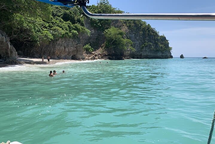 Tortuga Island Day Trip from Puntarenas — Snorkel, Viewpoint & Ceviche Lunch photo 4