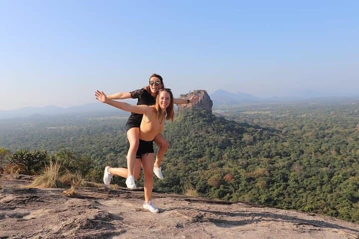 12-Day Sri Lanka Adventure: Culture, Nature & Beaches photo 6