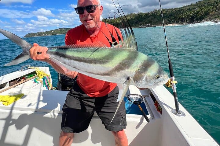 Puerto Vallarta Sport Fishing: 29' Nava Skiff Nearshore & Offshore Charter
