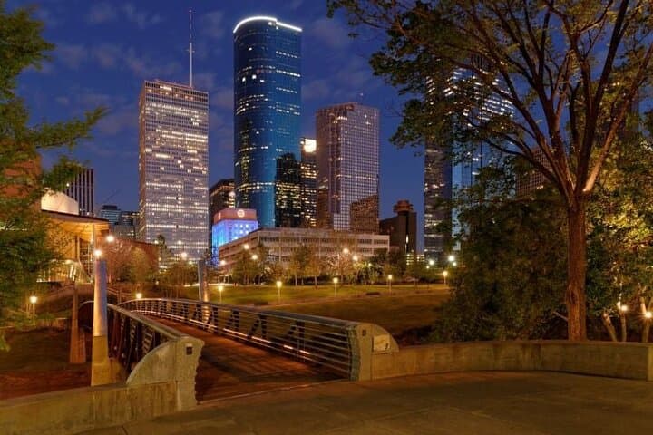 Theater District Scavenger Hunt: Self-Guided App Adventure in Downtown Houston photo 2