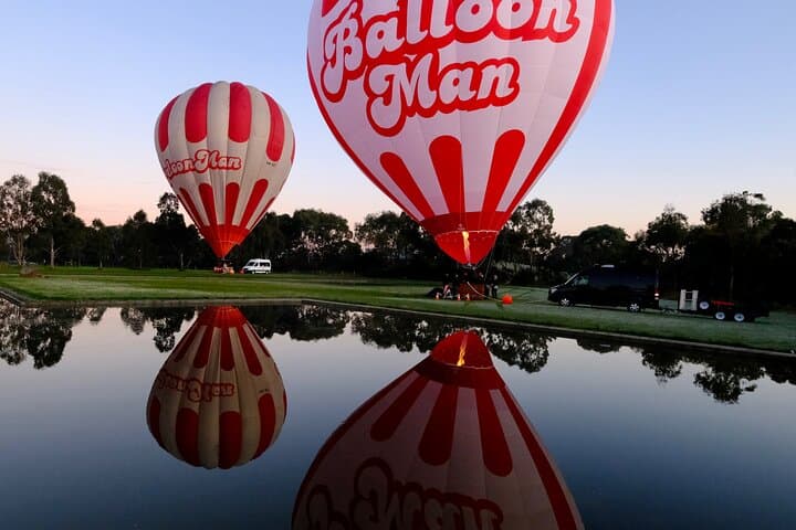 Sunrise Balloon Flight Over Melbourne with 5-Star Champagne Breakfast photo 4