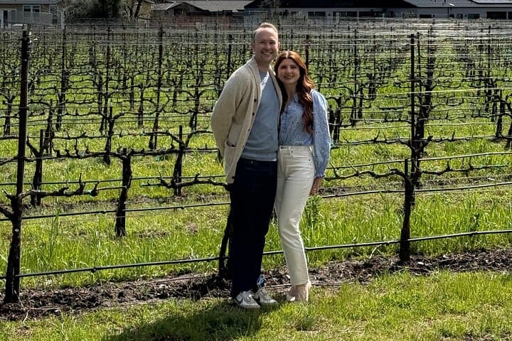 Sonoma Full-Day Small-Group Wine Tasting Tour from Santa Rosa
