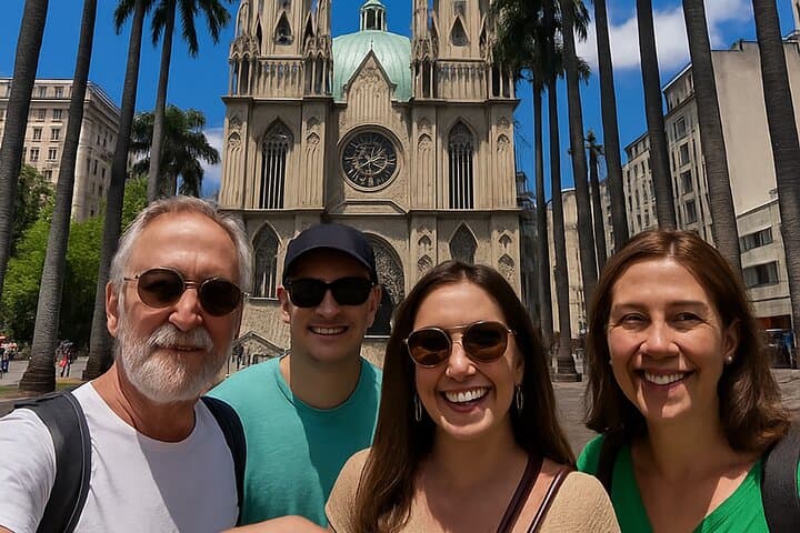 São Paulo Downtown Walking Tour: Centro Sights & Optional Food Stops
