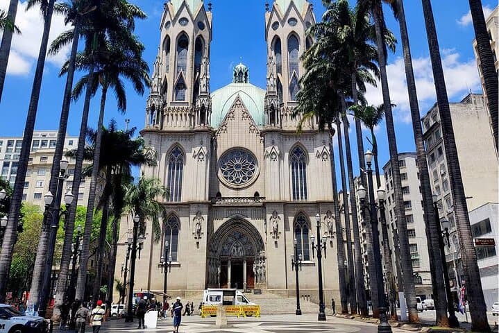 São Paulo Downtown Walking Tour: Centro Sights & Optional Food Stops photo 5