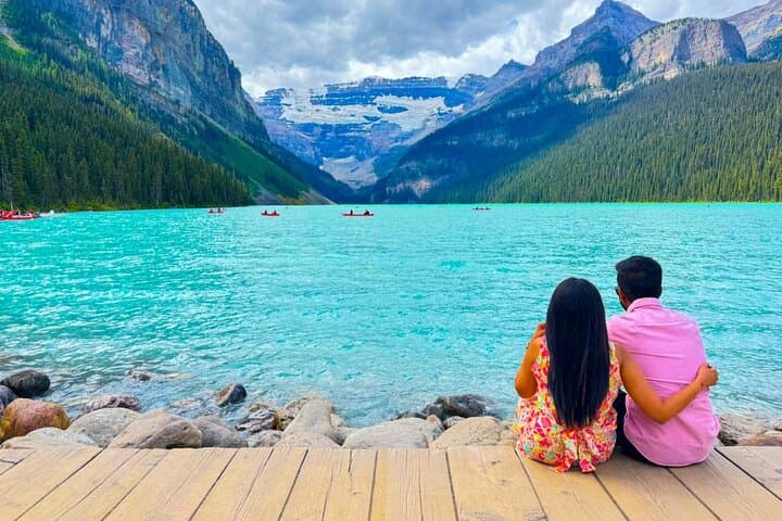 Banff Highlights: Lake Louise, Johnston Canyon & Lake Minnewanka Day Tour photo 5