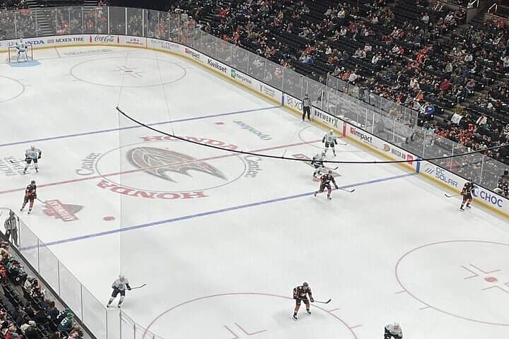 Anaheim Ducks at Honda Center — Live NHL Game Experience & Visitor Guide photo 3